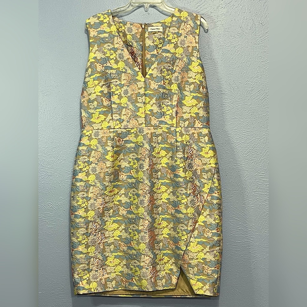 CALVIN KLEIN flowered sheath dress with small front split